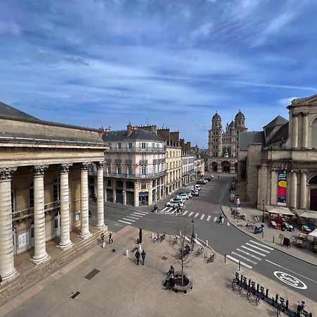Le Theatre : Centre Historique Lägenhet Dijon Exteriör bild